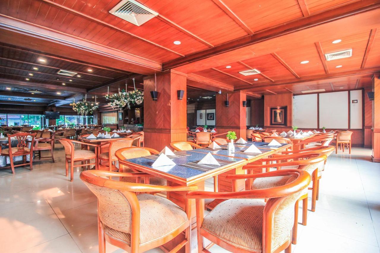 Mutiara Merdeka Hotel Pekanbaru Kültér fotó