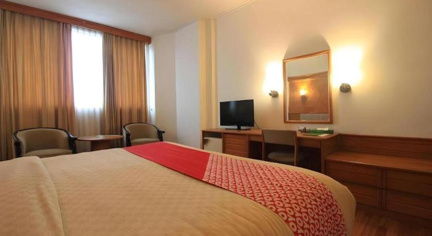 Mutiara Merdeka Hotel Pekanbaru Kültér fotó